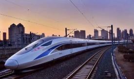 全国铁路迎返程客流高峰 预计发送旅客615万人次