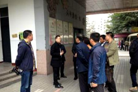 &ldquo;实干、苦干、巧干&rdquo;为决胜脱贫攻坚贡献力量