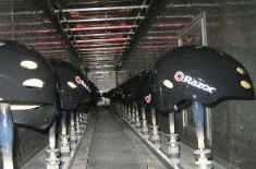 口罩神话再现？&ldquo;一盔一带&rdquo;落地，头盔价格飙升5倍