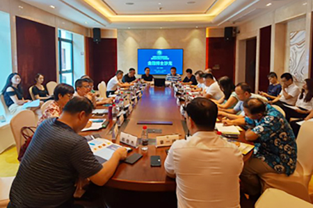 “免费医疗、十二年教育、高效的政府办事效率……”  海南何时能实现真正的“自贸港”？