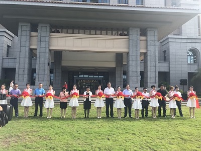 “建知识共享、服务高效、功能智慧的图书馆”——海南师范大学桂林洋校区新图书馆今日开馆