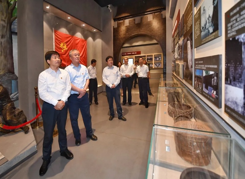 北京市委常委、宣传部部长杜飞进到房山区调研助力首都红色文化建设工作