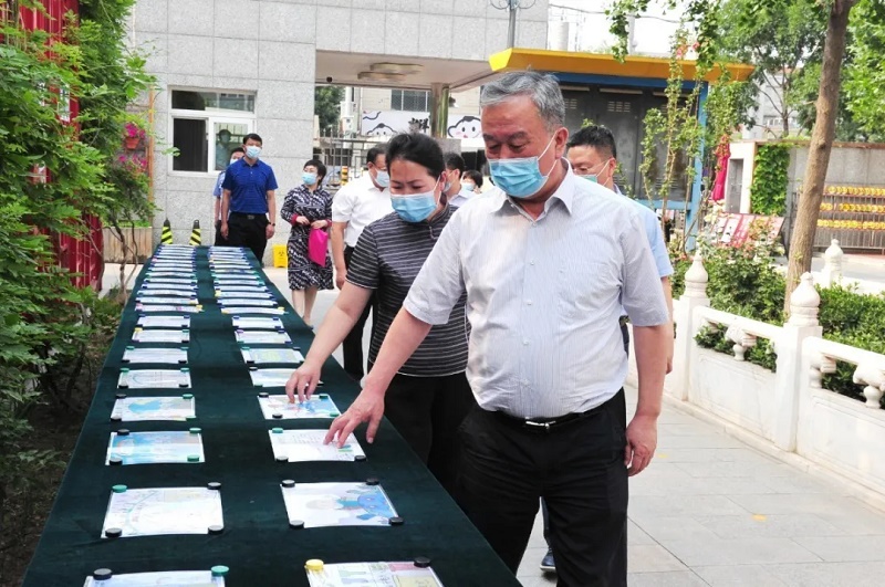 房山区委书记陈清检查复学复课及校园安全工作