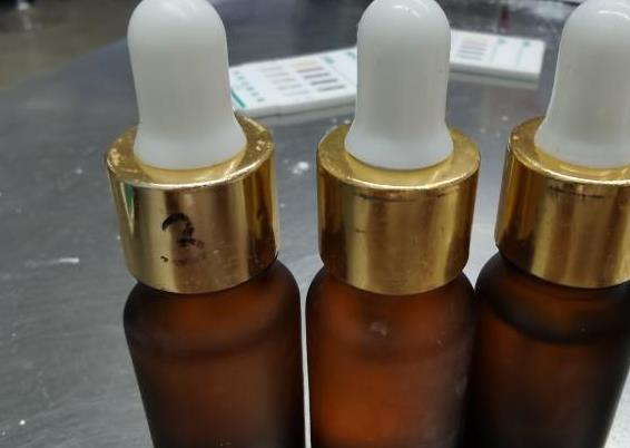 “化妆品”内暗藏玄机：海口海关首次查获走私液体氯胺酮