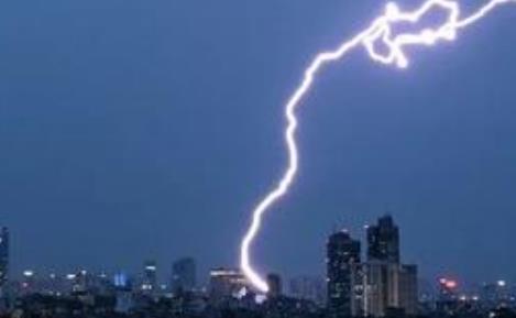 709公里！世界气象组织探测到单次长度最长闪电