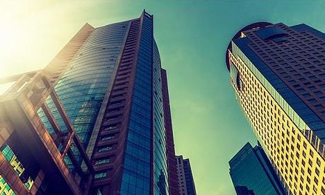 上半年50城卖地2.3万亿元 房企买地谁更激进？