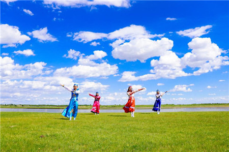 党建引领促脱贫 齐齐哈尔市梅里斯区文旅融合托起民族村的小康梦