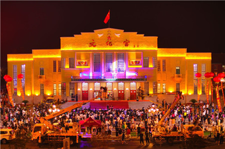 战炮英雄城 盛夏狂欢夜&mdash;&mdash;齐齐哈尔市碾子山区山城之夏音乐会隆重开幕