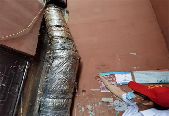 哈尔滨道外松锅社区235网格员强化巡查除隐患