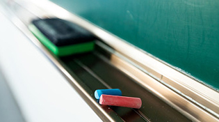 重返校园是否安全？三个问题是关键