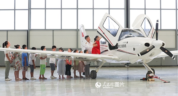 “暑期乐享科技”近距离感受我国航空科技的魅力