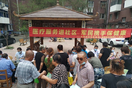 沈阳大东区万泉街道华茂社区开展创城服务宣传活动