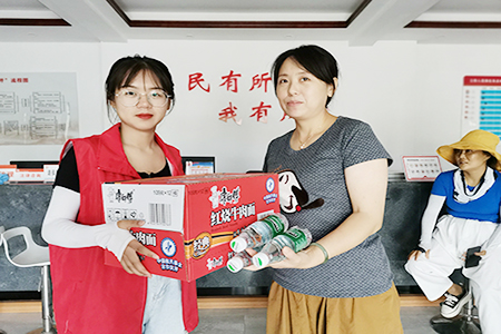 海南师范大学学生积极参加家乡抗洪救灾志愿服务