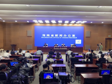 免税新政：海南省外企业可来三亚竞争开设离岛免税店