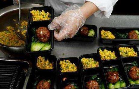 商务部：正会同相关部门研究制定制止餐饮浪费措施