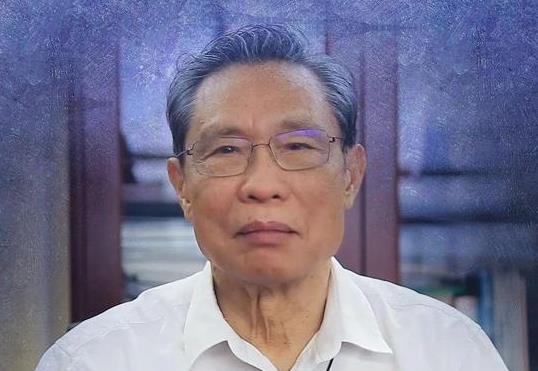 “用知识当作你们的铠甲” 钟南山这样寄语武汉学子