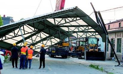 无审批、无资质、无标 农村自建房安全谁来管？