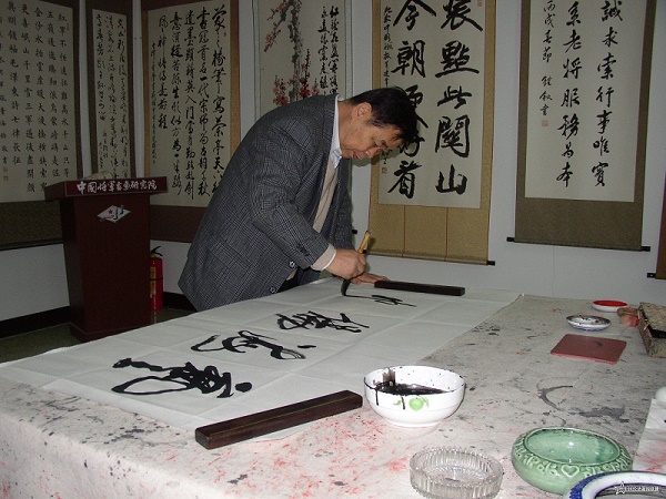 军旅书法家张永金：书法艺术的人格魅力