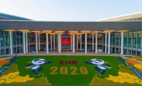 大兴安岭北极冰蓝莓酒庄携手FIWA France惊艳亮相第三届中国国际进口博览会