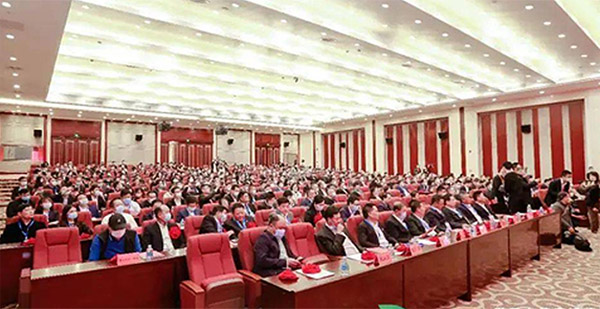 中燃集团华中管理中心荣获“楚商抗击新冠肺炎疫情先进集体”称号