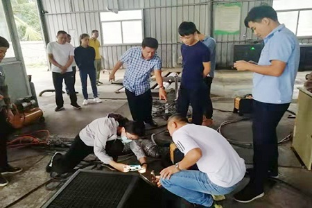 战斗在汽车尾气防治一线的排头女兵——周文漪用行动守护海南的蓝天白云