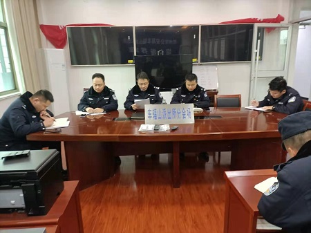 邳州市车辐山镇派出所强化“提升三力” 扎实推进党风廉政建设