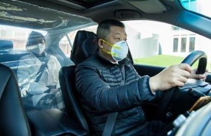 北京：出租车、网约车司乘须全程佩戴口罩