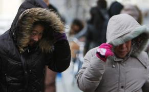 “冻冻冻”寒潮来袭多地气温大跳水 今冬为啥这么冷？