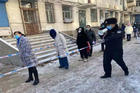 齐齐哈尔医学院第一附属医院核酸检验有序进行