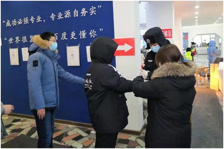 哈尔滨市公安机关为全员全域核酸检测保驾护航