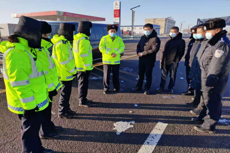黑龙江讷河市：疫情防控一线爱心商家送温暖