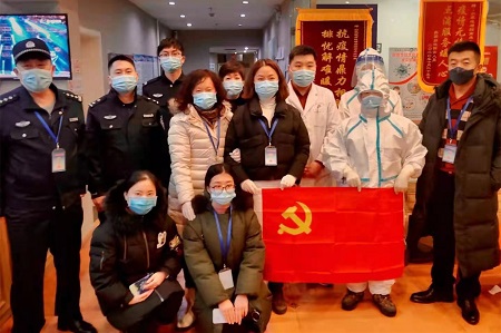 沈阳市大东区疫情防控隔离不隔爱 关心咫尺间