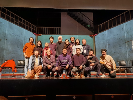 哈尔滨大剧院五周年巨献：梅婷、王学兵等明星悉数亮相《狂人日记》