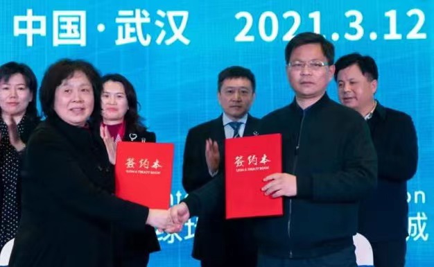 均衡优质教育资源 武汉市七一育才学校会展城分校签约