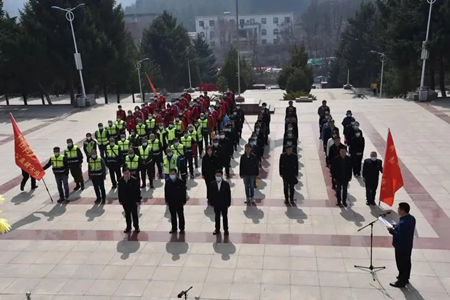 本溪市退役军人事务局清明祭英烈 - 重温入党誓词，向先辈庄严承诺