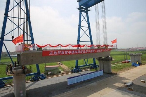 郑万高铁湖北段建设取得重大进展