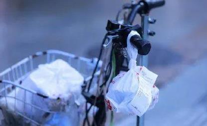 7月1日起北京外卖 禁用不可降解塑料袋