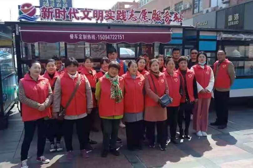 连云港市赣榆区&ldquo;时代&rdquo;春雨里的志愿红