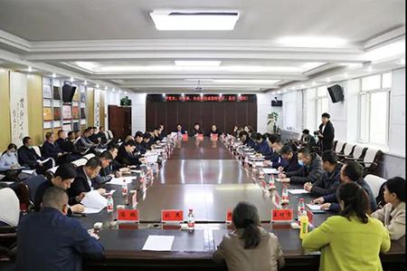 哈尔滨市农科院：农科人学史力行见成效，科技助农谱新章