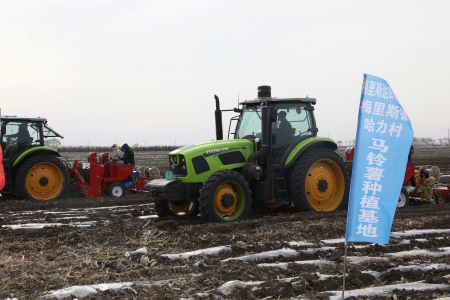 立足“原字号”打造“新字号” 齐齐哈尔市梅里斯区补齐农业种植全产业化链条