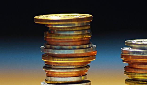 5月新基金扎堆发行 公募可入市资金接近9000亿元