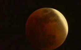 罕见天象&ldquo;超级血色月全食&rdquo;登场在即 引发全球&ldquo;逐月潮&rdquo;
