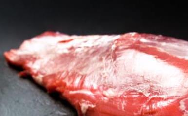 新发地部分猪肉价跌破10元/斤