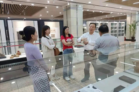 大连本柱工美集团与山西工美产业联盟达成战略合作意向