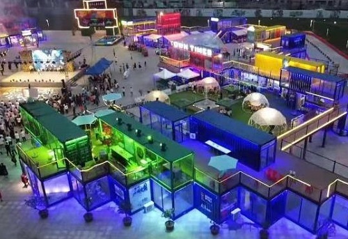 沈阳融·INBOX集装箱小镇“浪漫满园玫瑰花开”游园会启幕