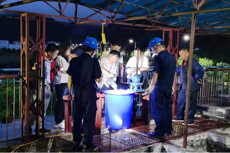 “看，水清了！” 恩施供水人驰援神农架恢复松柏城区全面供水