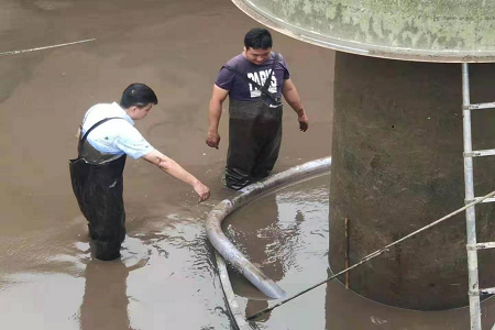 &ldquo;优秀党员&rdquo;艾诗春：管道工中的服务先锋