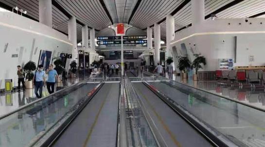 北京大兴机场启用E指廊 用于保障国内航班