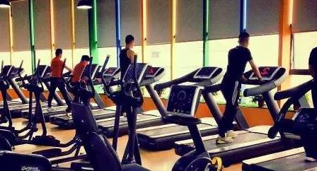 美发植发、牙齿矫正……“颜值经济”里有多少商机？