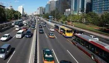 符合进返京政策人员要及时解封